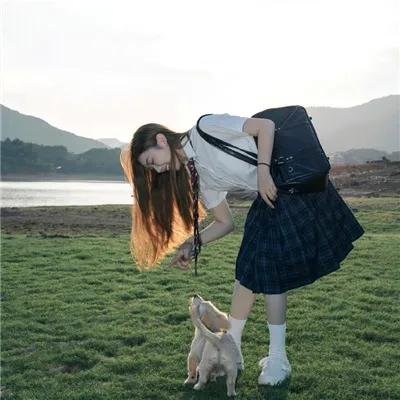 敌营十八年